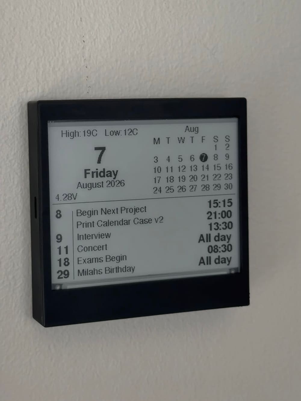 E-Ink Calendar photo